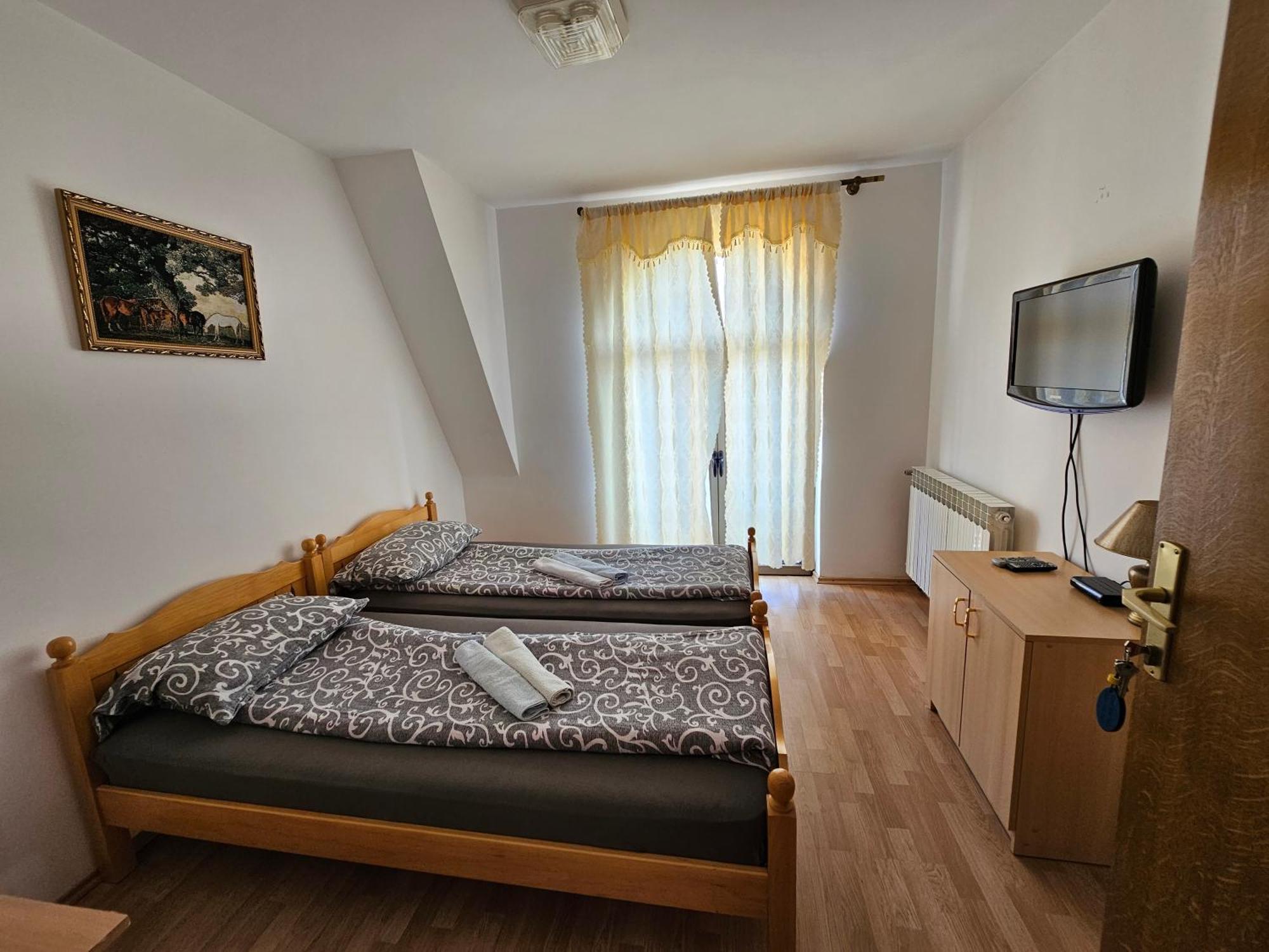 Aleks Sobe Hotel Banja Koviljaca Ngoại thất bức ảnh